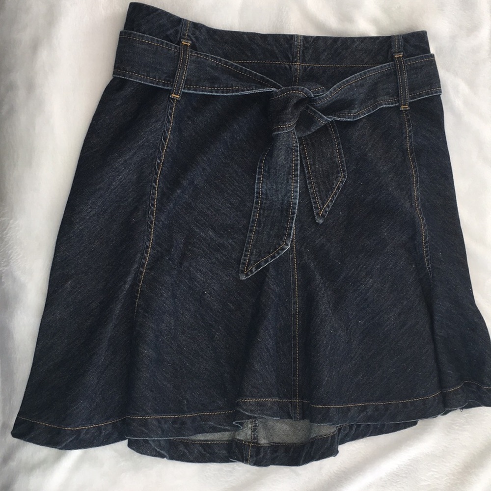 🌺Banana Republic Size 8 Denim Skirt🌺